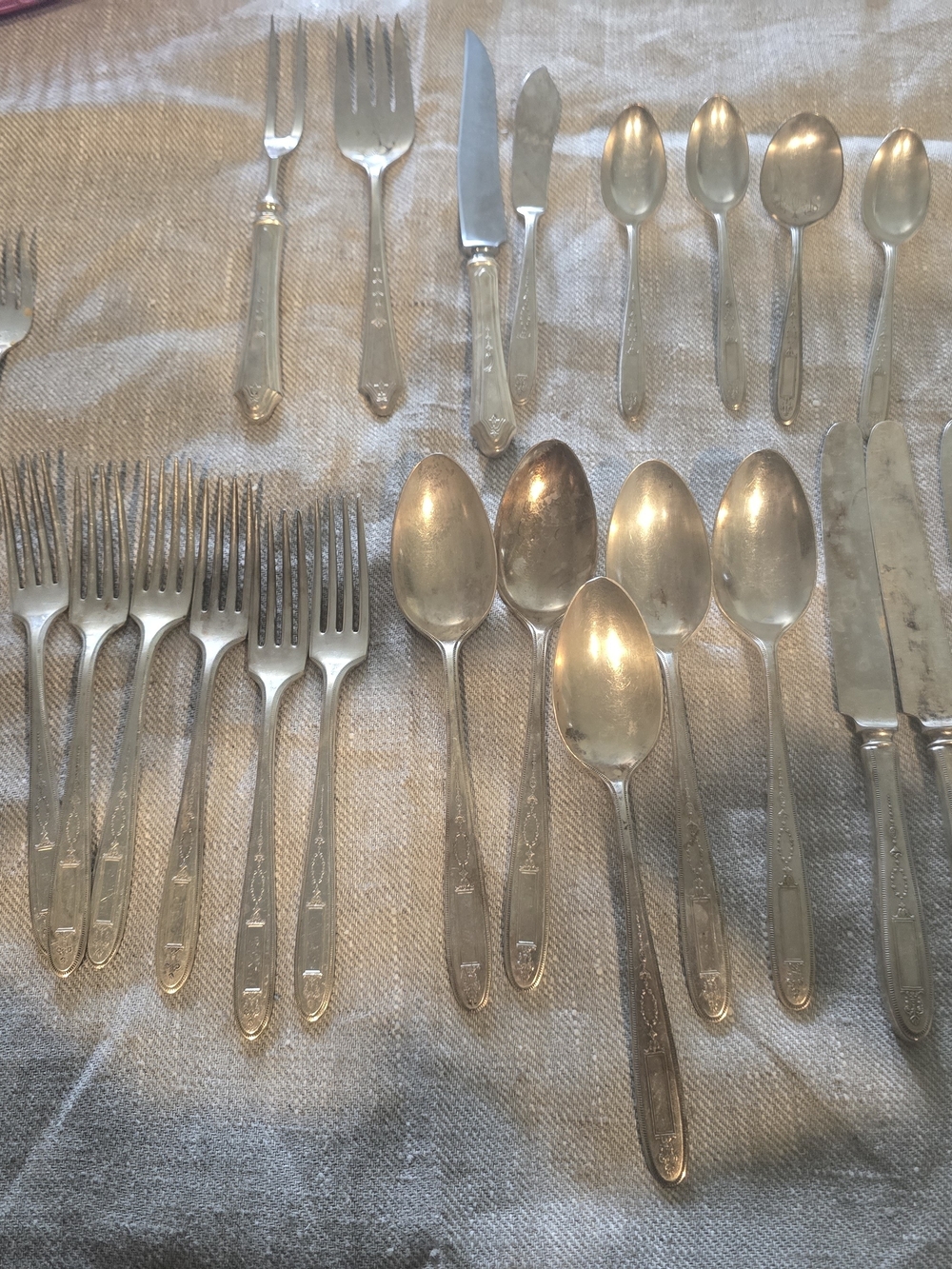 Vintage Silver-Tone Flatware Set - Polished Silver Color